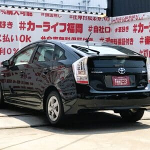 PRIUS　プリウスS
