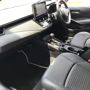 COROLLA　TOURING　カローラツーリング　ハイブリッドWXB