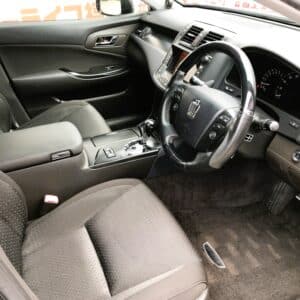 CROWN　クラウン2.5アスリート　ナビパッケージ【総合評価優良車】【カスタム】