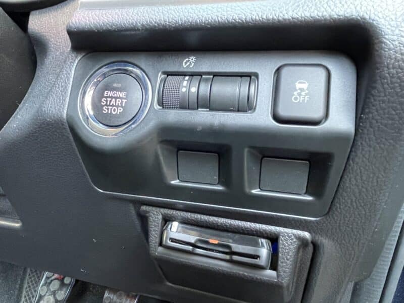 IMPREZA インプレッサスポーツ 1.6i-L【後期型】【4WD】