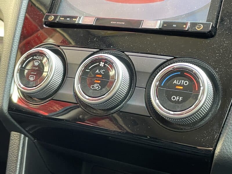 IMPREZA インプレッサスポーツ 1.6i-L【後期型】【4WD】