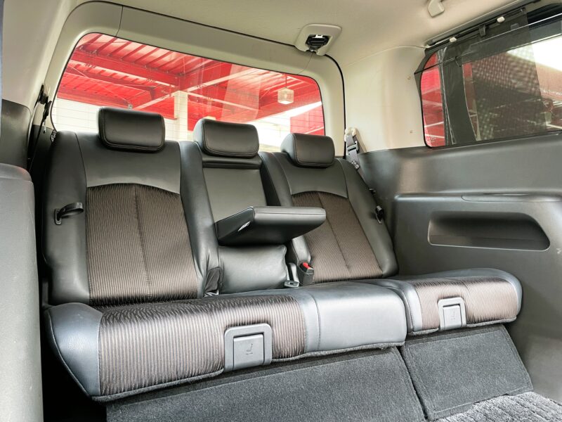 ELGRAND エルグランド 250ハイウェイスターS アーバンクロム"後期型"