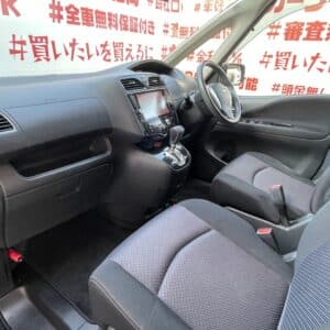 SERENA　セレナ　ハイウェイスター　S-HYBRID　Vエアロモード【特別仕様車】