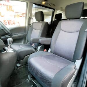 SERENA　セレナ　ハイウェイスター　S-HYBRID　Vエアロモード【特別仕様車】