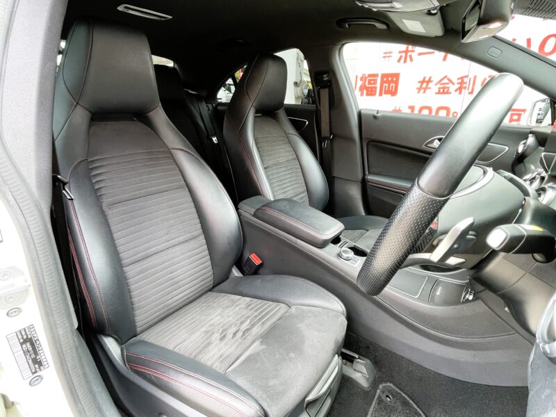 MERCEDES BENZ メルセデス・ベンツ CLA180スポーツ【後期型】【総合評価優良車】