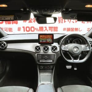 MERCEDES BENZ メルセデス・ベンツ　ＣＬＡ１８０スポーツ【後期型】【総合評価優良車】