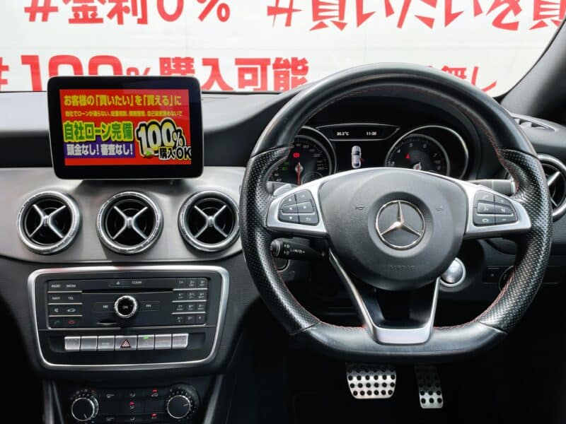 MERCEDES BENZ メルセデス・ベンツ CLA180スポーツ【後期型】【総合評価優良車】