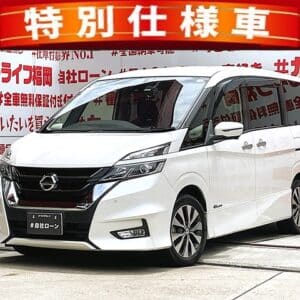 SERENA　セレナ　ハイウェイスター　Vセレクション【特別仕様車グレード】