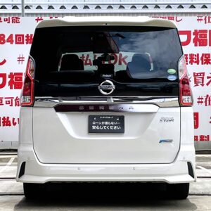 SERENA　セレナ　ハイウェイスター　Vセレクション【特別仕様車グレード】