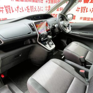 SERENA　セレナ　ハイウェイスター　Vセレクション【特別仕様車グレード】