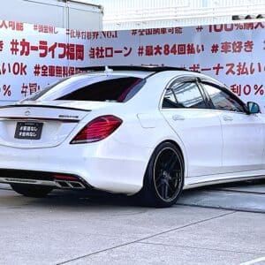 MERCEDES BENZ メルセデス・ベンツ　S300h【総合評価優良車】【カスタム】