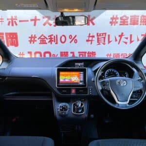 VOXY　ヴォクシー　ハイブリッドV