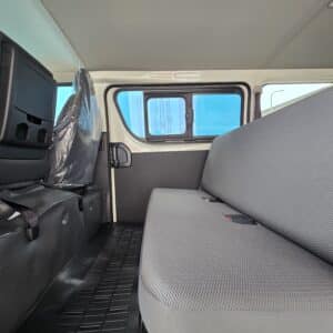 HIACE　ハイエースバン　DX　GLパッケージ
