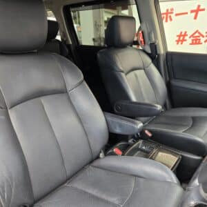 ELGRAND　エルグランド　350ハイウェイスター　アーバンクロム【特別仕様車】【4WD】