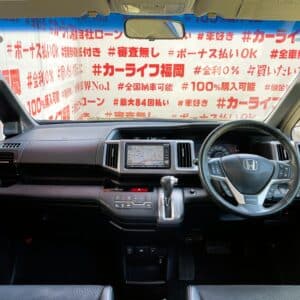 STEPWGN　ステップワゴン　スパーダZ　クールスピリット【後期型】【総合評価優良車】
