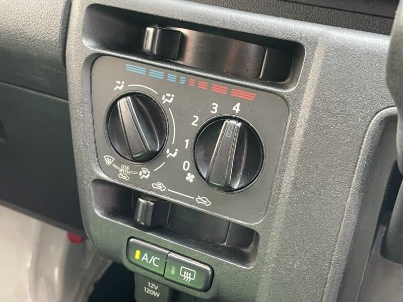 HIJET ハイゼットカーゴ デラックス"【現行型】