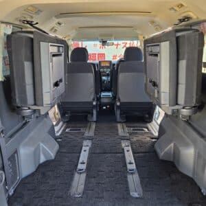 DELICA　デリカD5　Gプレミアム　【総合評価優良車】　【4WD】