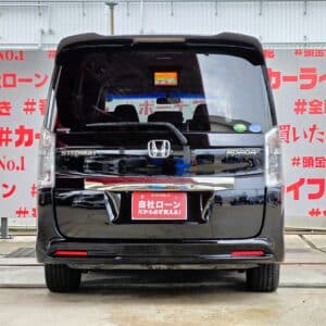 STEPWGN　ステップワゴン　スパーダZ　クールスピリット インターナビセレクション【後期型】【総合評価優良車】