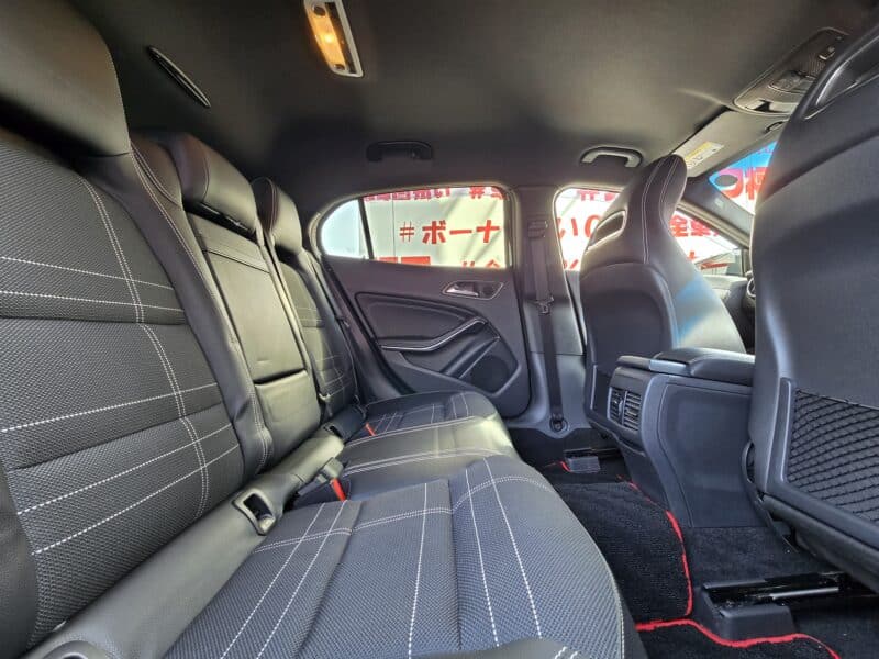 MERCEDES BENZ メルセデス・ベンツ GLA250 4マチック【4WD】【総合評価優良車】