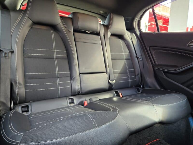 MERCEDES BENZ メルセデス・ベンツ GLA250 4マチック【4WD】【総合評価優良車】