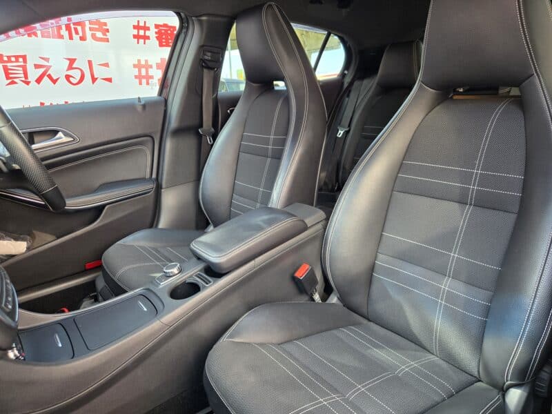 MERCEDES BENZ メルセデス・ベンツ GLA250 4マチック【4WD】【総合評価優良車】