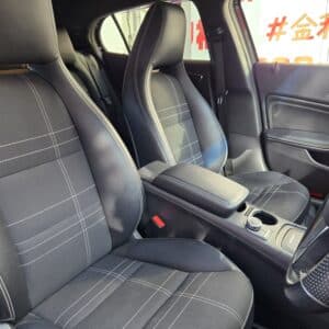 MERCEDES BENZ メルセデス・ベンツ　GLA250 4マチック【4WD】【総合評価優良車】
