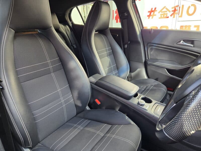 MERCEDES BENZ メルセデス・ベンツ GLA250 4マチック【4WD】【総合評価優良車】