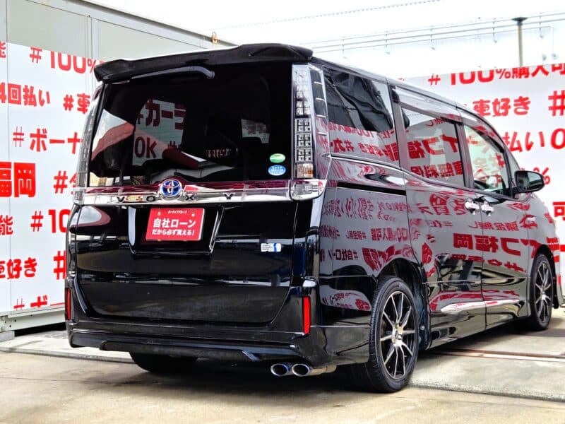 VOXY ヴォクシー ハイブリッドV 【カスタム】