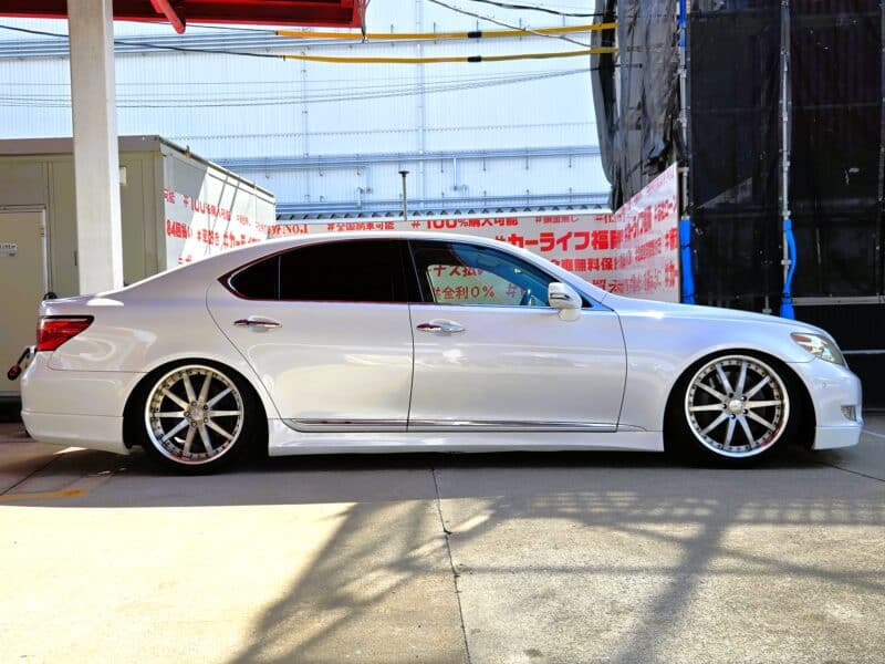 LEXUS レクサス LS460 バージョンSZ "中期型"【カスタム】