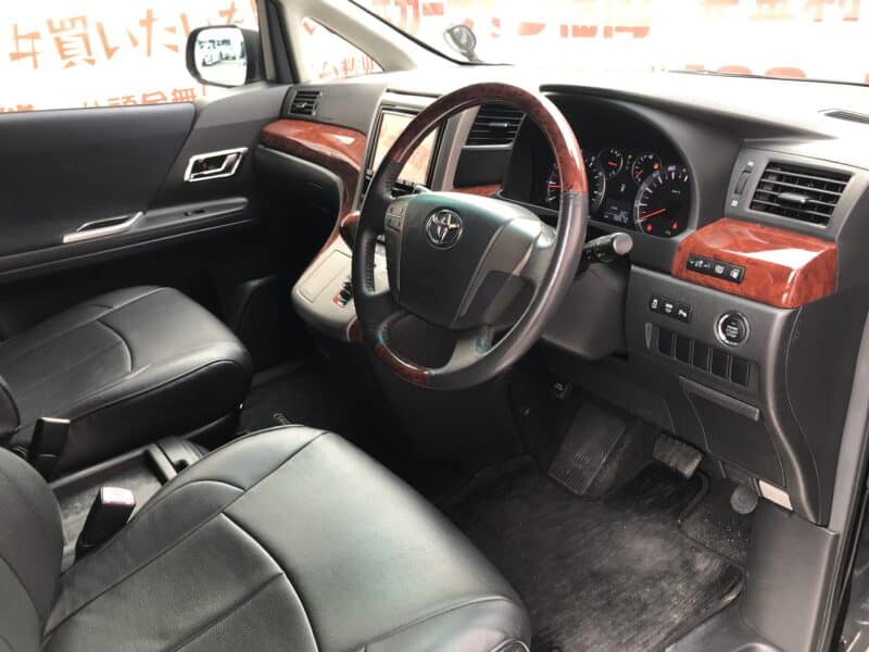 VELLFIRE ヴェルファイア2.4Z プラチナセレクション【特別仕様車】【カスタム】