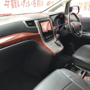 VELLFIRE　ヴェルファイア2.4Z　プラチナセレクション【特別仕様車】【カスタム】