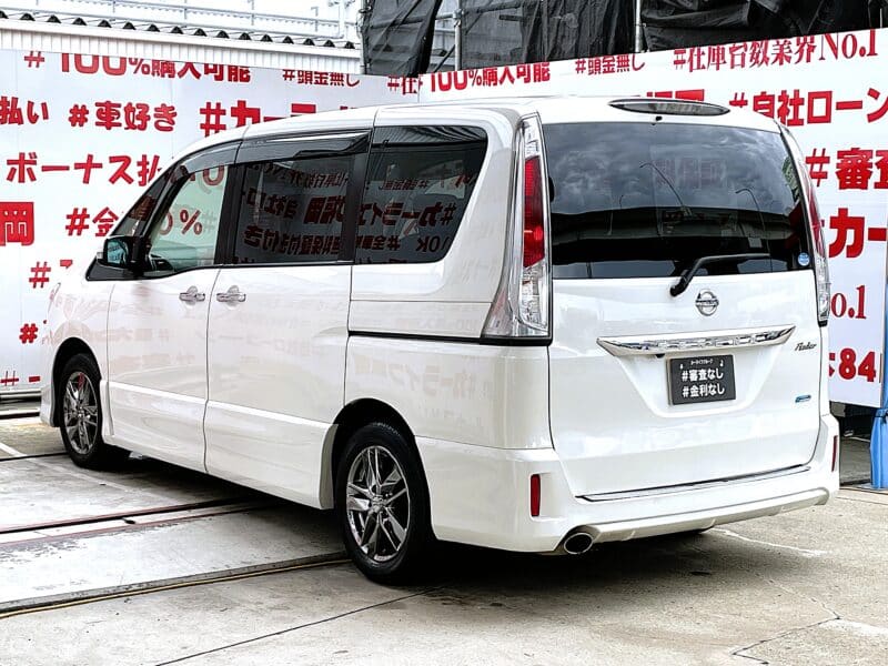 SERENA セレナ ライダー【特別仕様車】