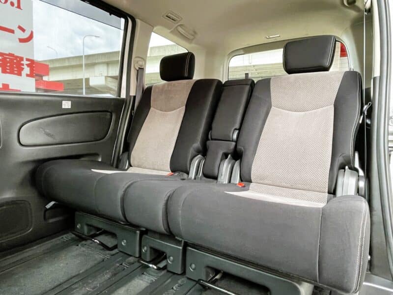 SERENA セレナ ライダー【特別仕様車】