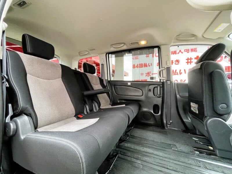 SERENA セレナ ライダー【特別仕様車】