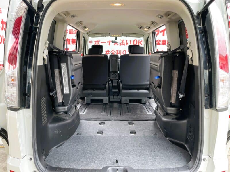 SERENA セレナ ライダー【特別仕様車】