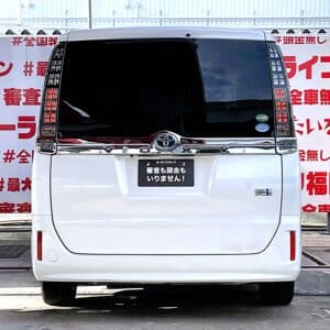 VOXY　ヴォクシー　ハイブリッドV