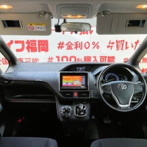 VOXY　ヴォクシー　ハイブリッドV