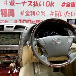 LEXUS　レクサス　LS460　バージョンC Iパッケージ【カスタム】