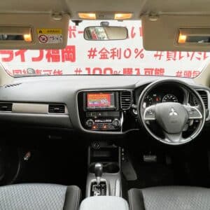 OUTLANDER　アウトランダー　24G【総合評価優良車】【４ＷＤ】