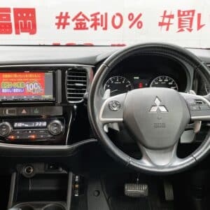 OUTLANDER　アウトランダー　24G【総合評価優良車】【４ＷＤ】