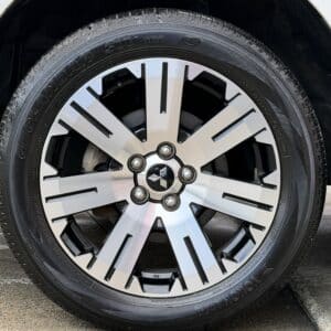 DELICA デリカD5 Gプレミアム 【総合評価優良車】 【4WD】【カスタム】