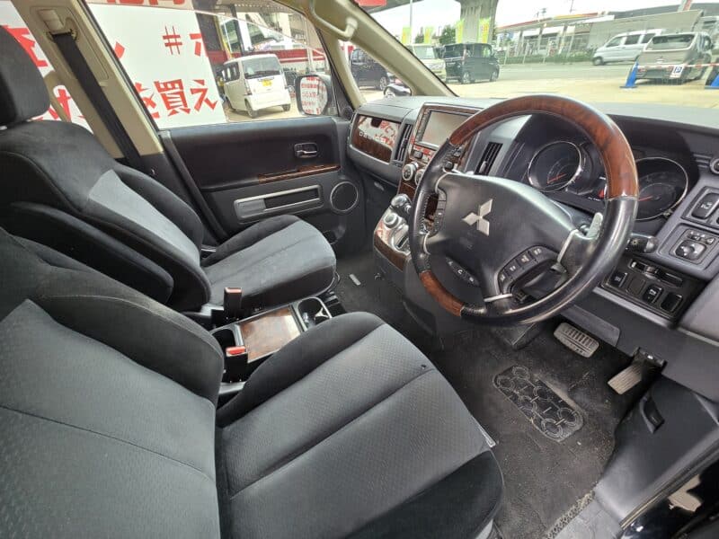 DELICA デリカD5 シャモニー 【総合評価優良車】【特別仕様車】【4WD】