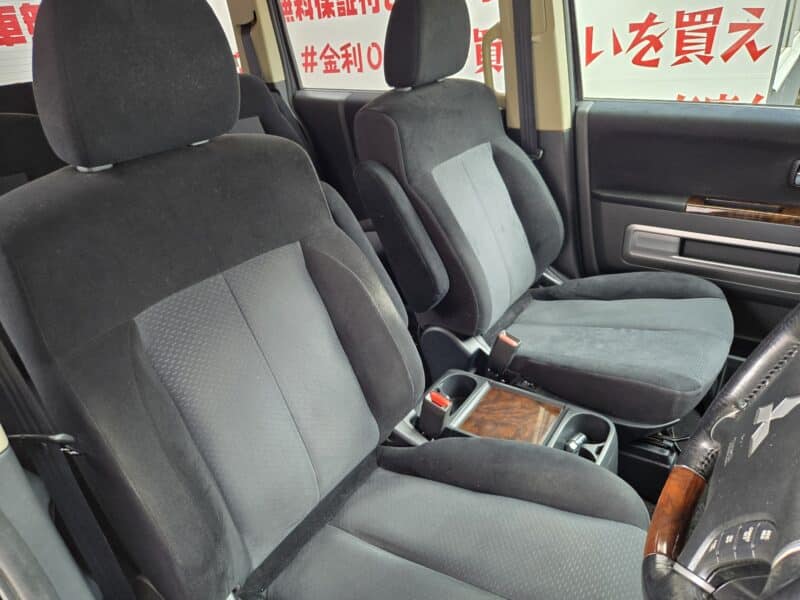 DELICA デリカD5 シャモニー 【総合評価優良車】【特別仕様車】【4WD】