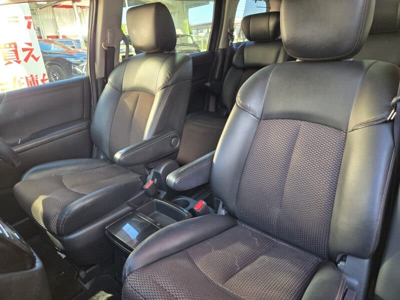 ELGRAND エルグランド 250ハイウェイスター【総合評価優良車】【カスタム】