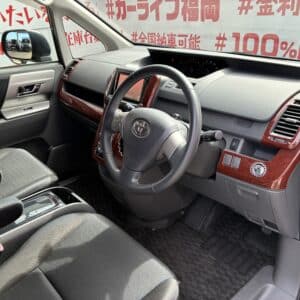 VOXY ヴォクシー ZS 煌Ⅱ【特別仕様車】【カスタム】
