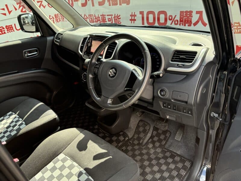 SOLIO ソリオ ブラック&ホワイト・アイドリングストップ