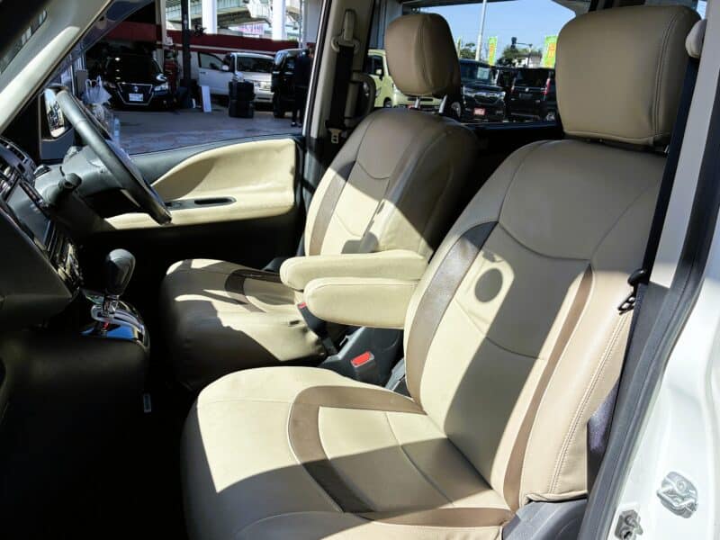 SERENA セレナ ハイウェスターS-HV Vセレクション 【特別仕様車】