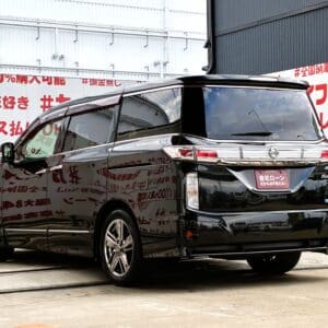 ELGRAND エルグランド ライダーブラックライン 黒 本革シート【特別仕様車】