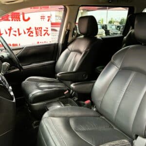 ELGRAND エルグランド ライダーブラックライン 黒 本革シート【特別仕様車】