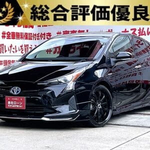 PRIUS プリウス　Ｓ【総合評価優良車】【カスタム】